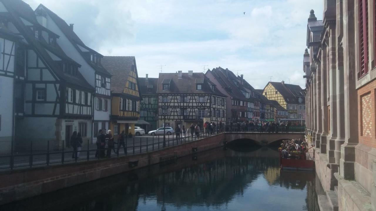 Apartment Corneille Colmar Bagian luar foto